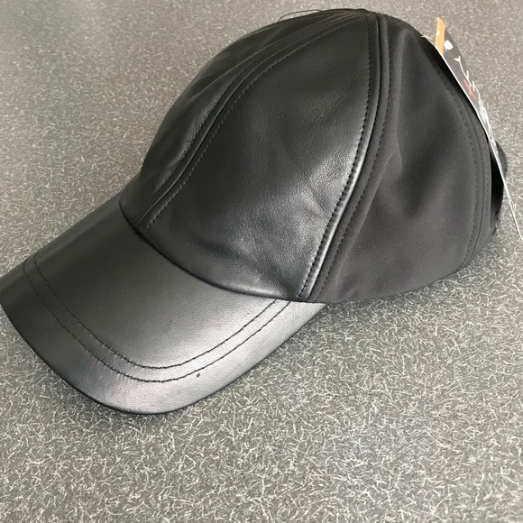 COPY - Leather cap - Picture 1 of 4